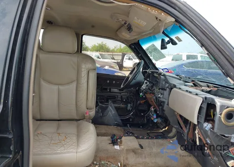 2003 Chevrolet Tahoe Lt из США, поврежденный, VIN 1GNEC13Z63R307869